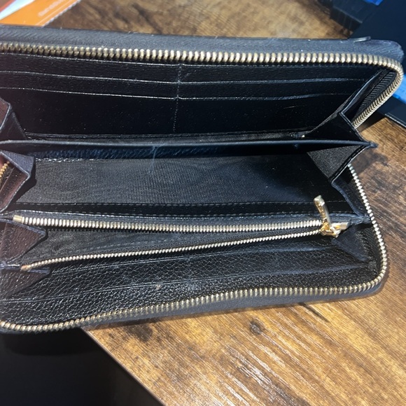 Gucci Continental Horsebit Wallet - Picture 10 of 10